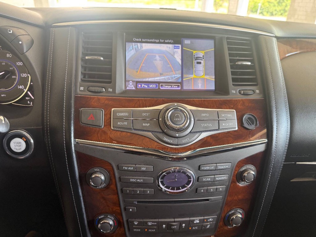 2016 INFINITI QX80 Image 20