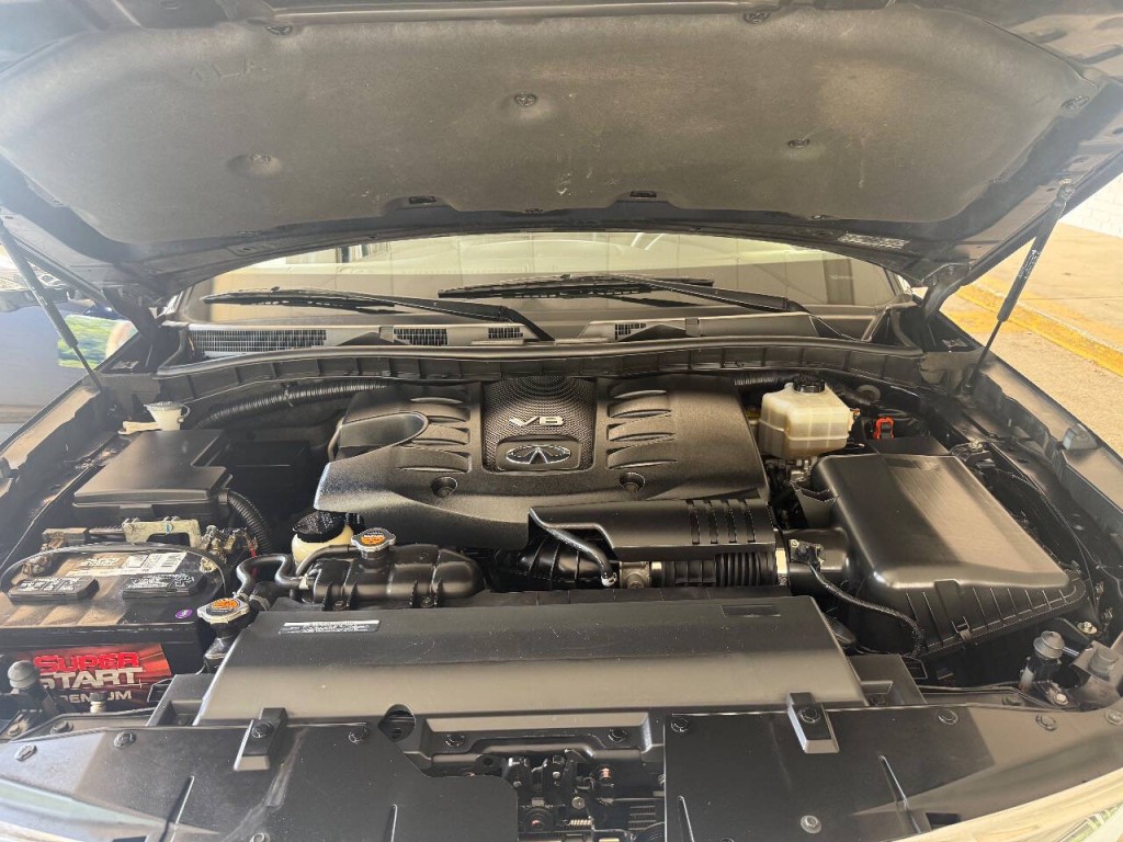 2016 INFINITI QX80 Image 26