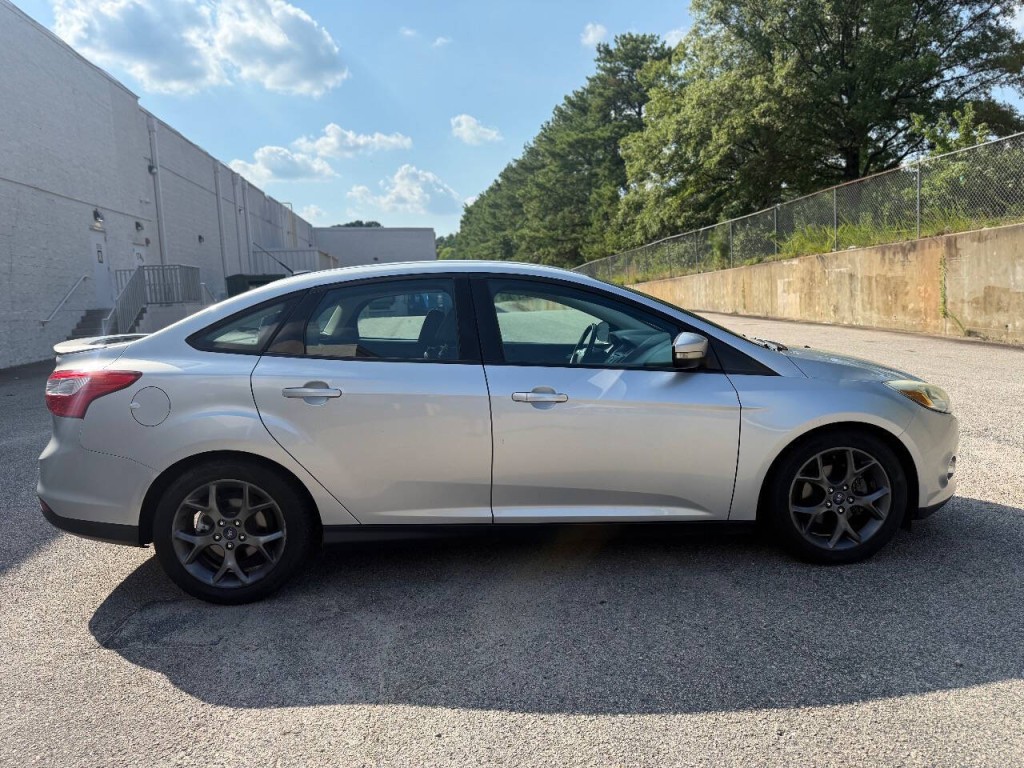 2014 Ford Focus Image 6