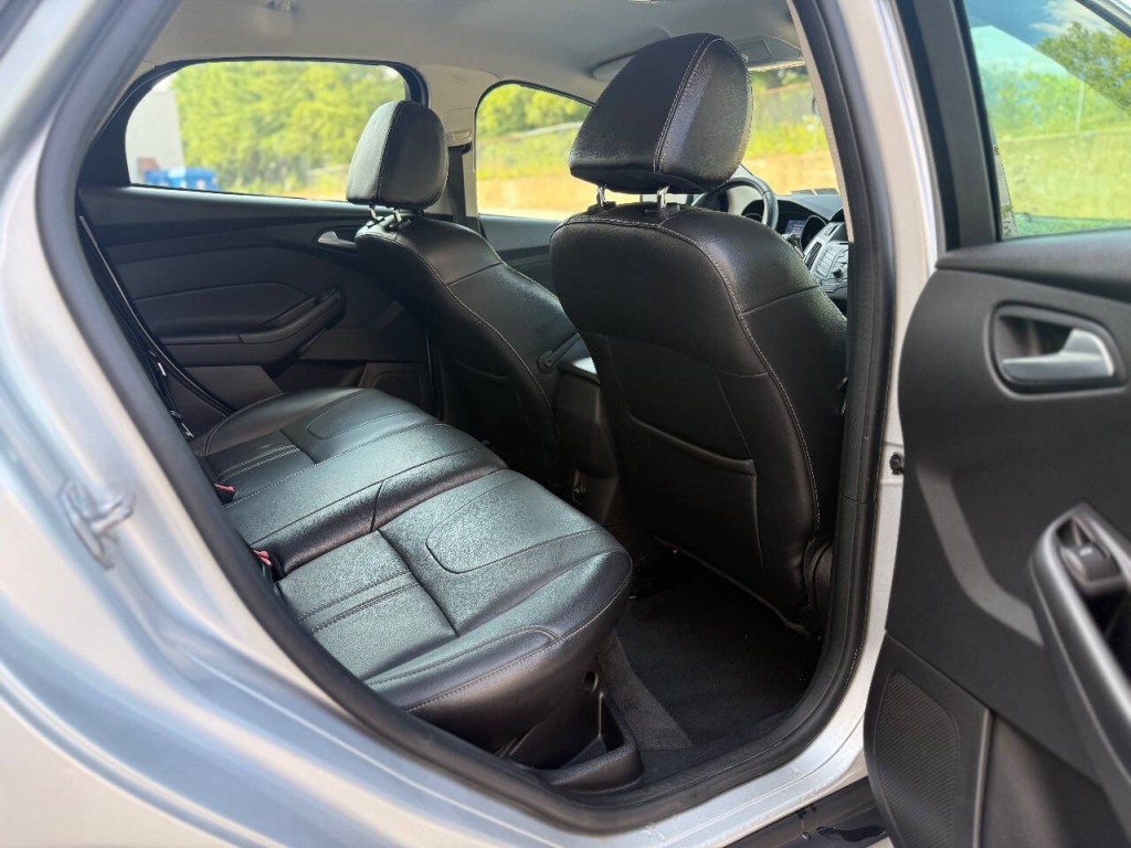 2014 Ford Focus Image 14