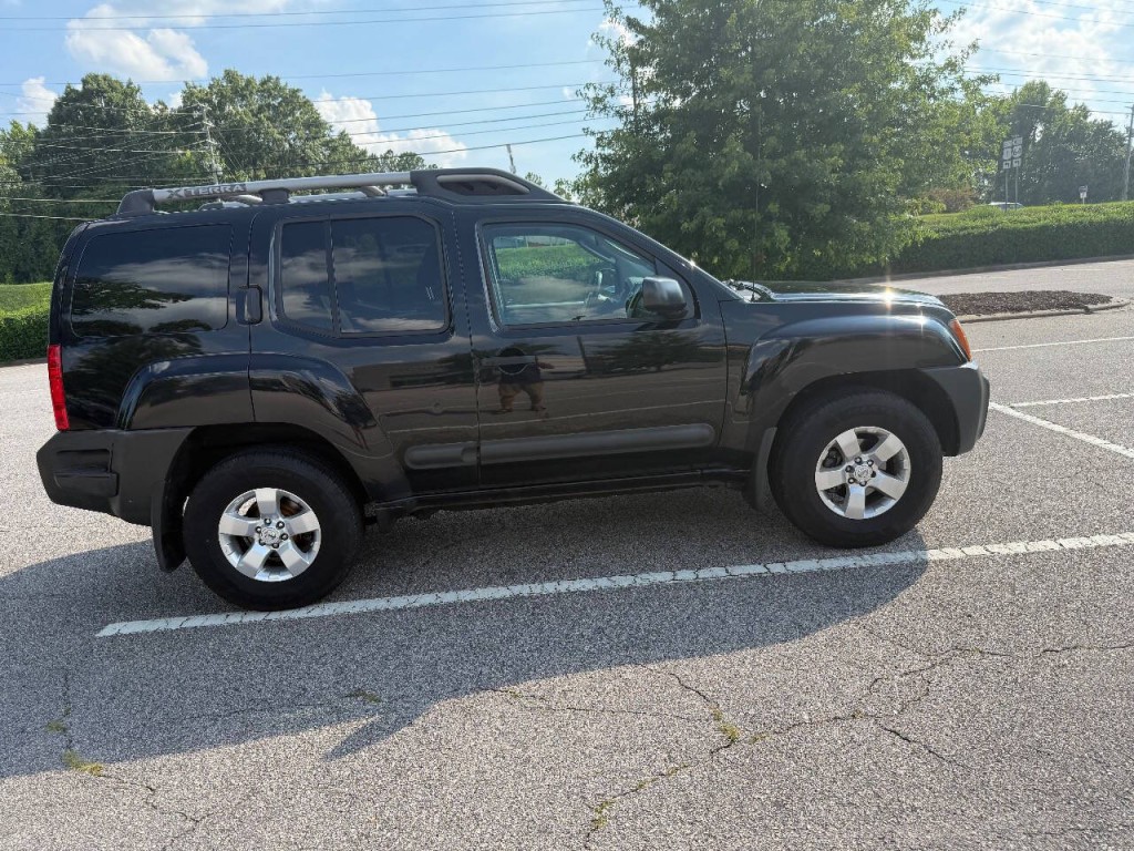 2011 Nissan Xterra Image 4