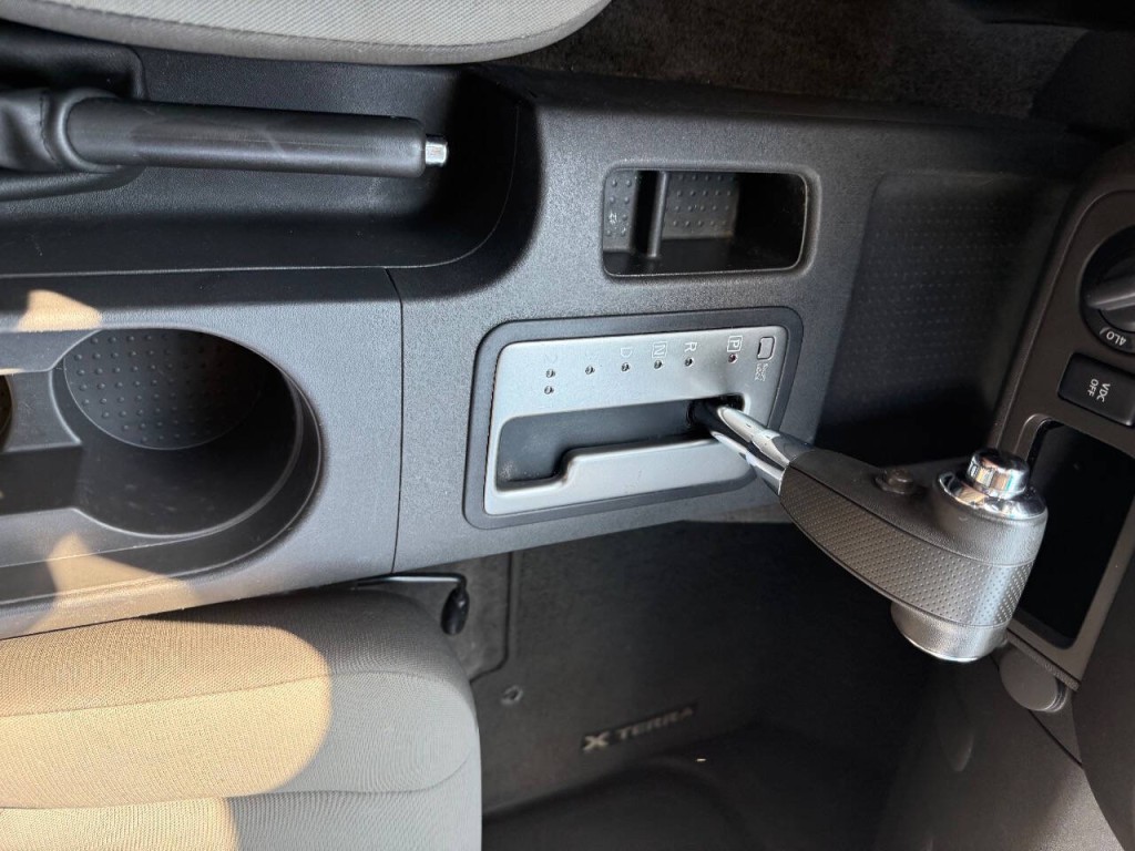 2011 Nissan Xterra Image 20