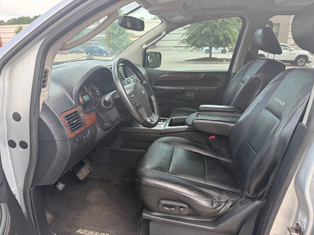 2010 Nissan Armada Image 7