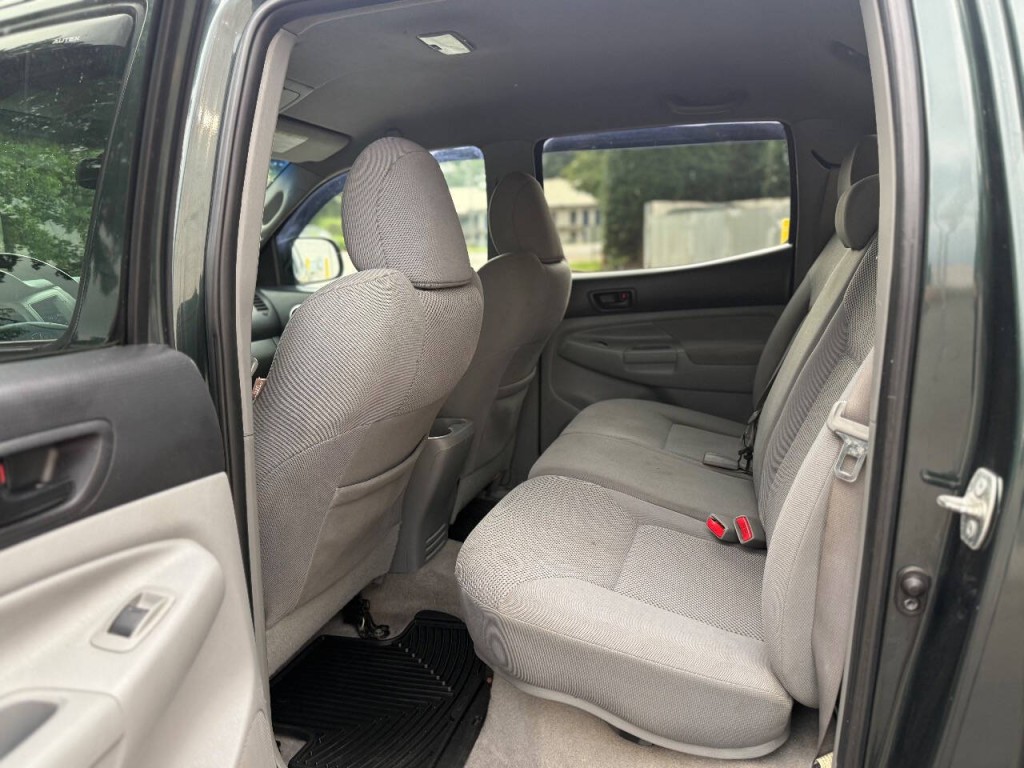 2009 Toyota Tacoma Image 12