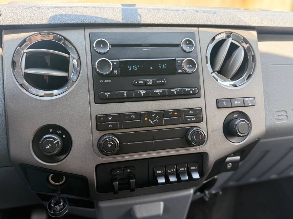 2012 Ford F-250 Image 16