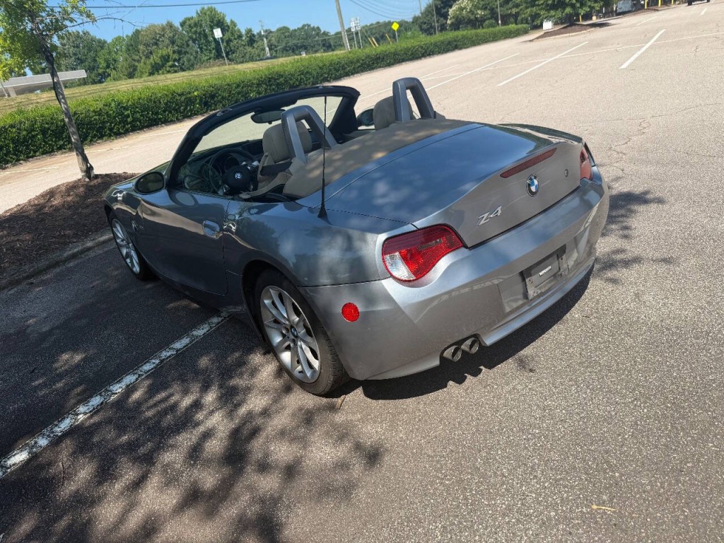 2006 BMW Z4 Image 6