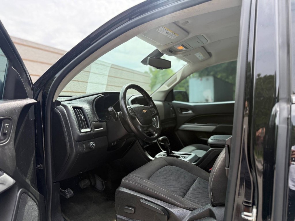 2017 Chevrolet Colorado Image 9