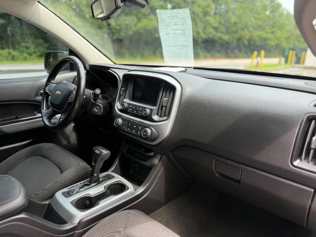 2017 Chevrolet Colorado Image 12