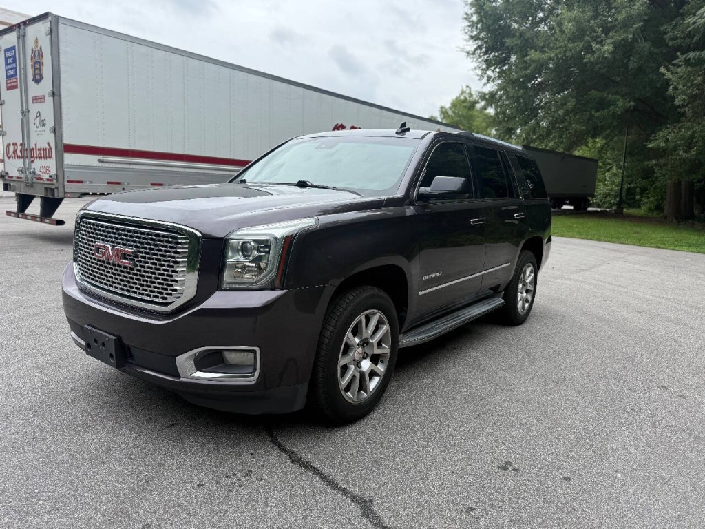 2015 GMC Yukon Image 2