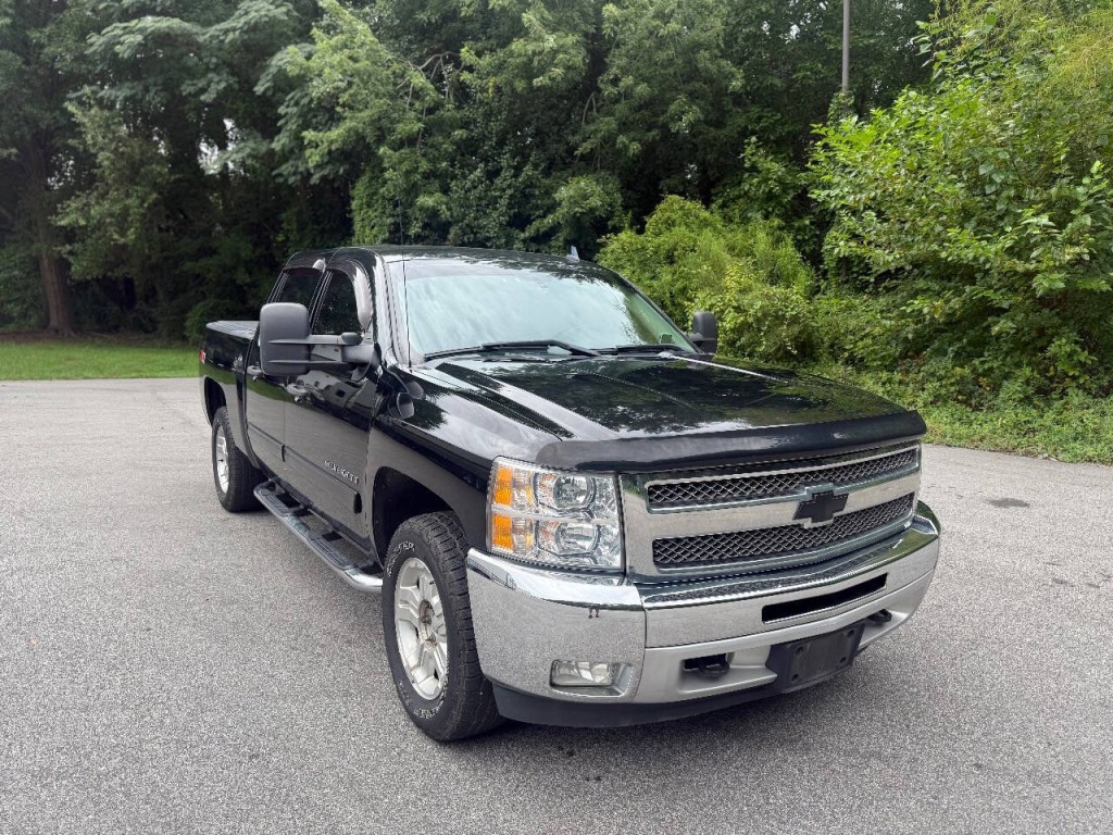 2013 Chevrolet Silverado 1500 Image 2