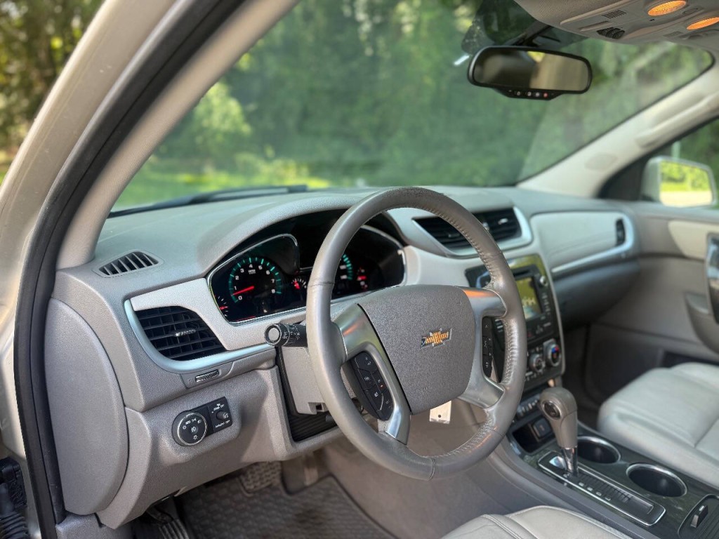 2015 Chevrolet Traverse Image 7