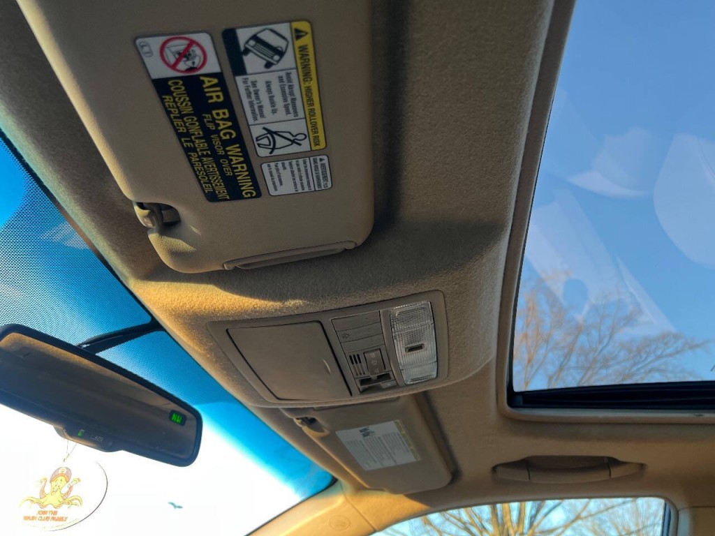 2013 Toyota Highlander Image 23
