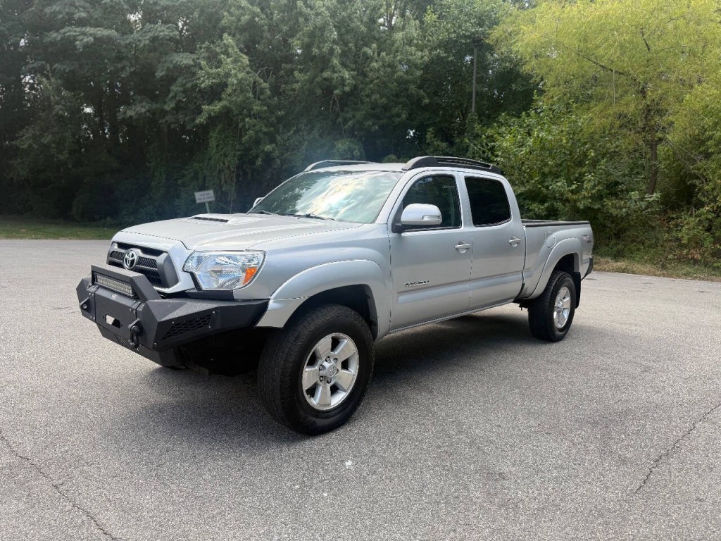 2012 Toyota Tacoma Image 1