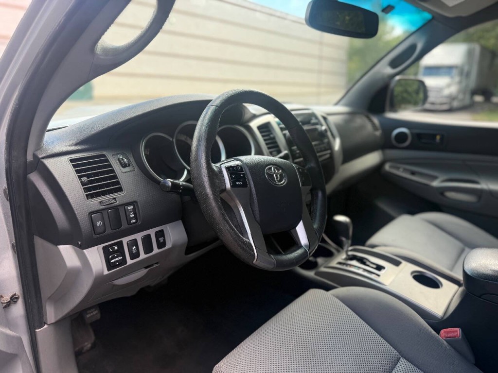 2012 Toyota Tacoma Image 10