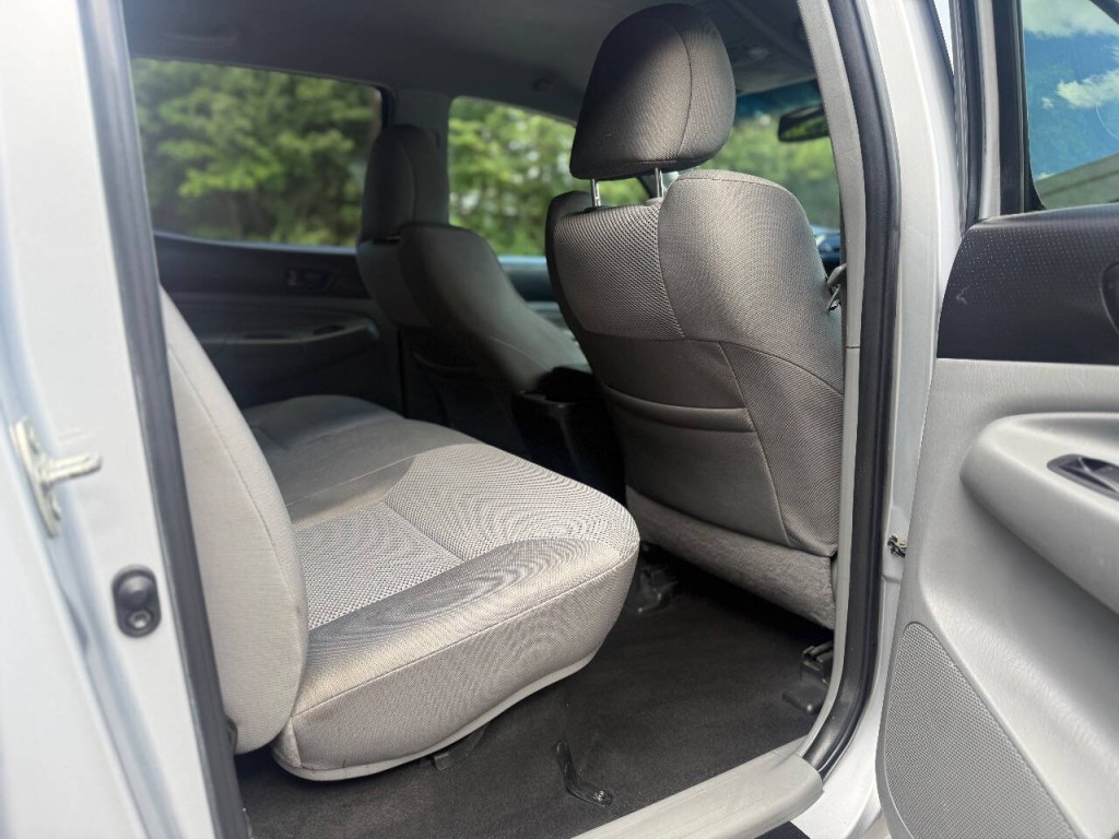 2012 Toyota Tacoma Image 14