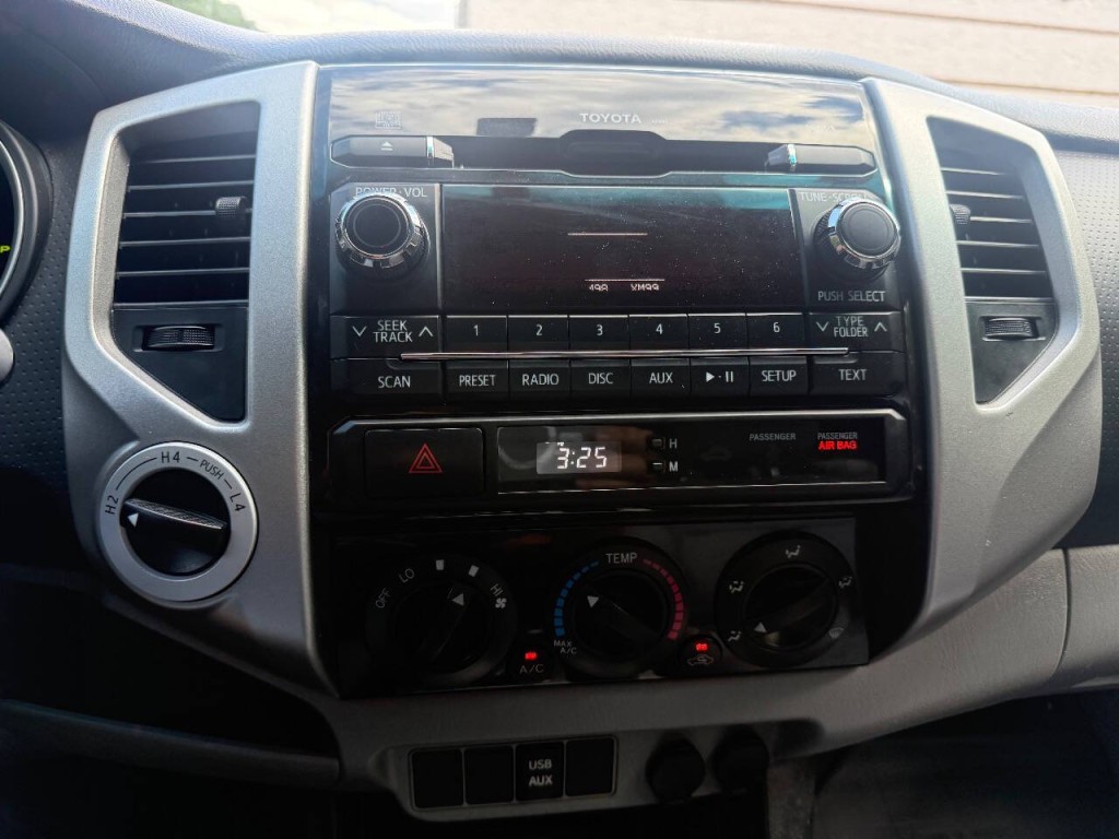 2012 Toyota Tacoma Image 15