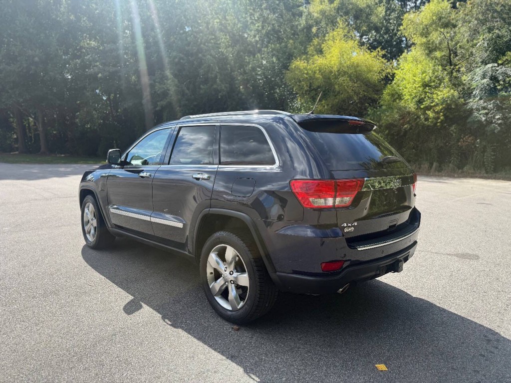 2012 Jeep Grand Cherokee Image 5
