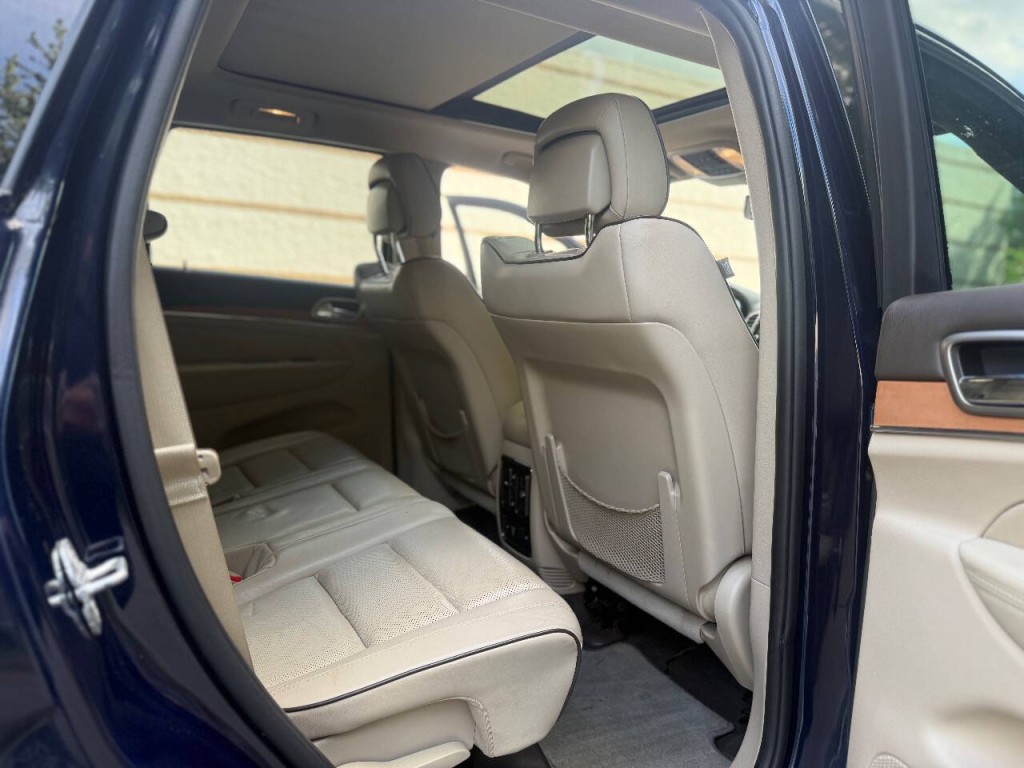 2012 Jeep Grand Cherokee Image 13