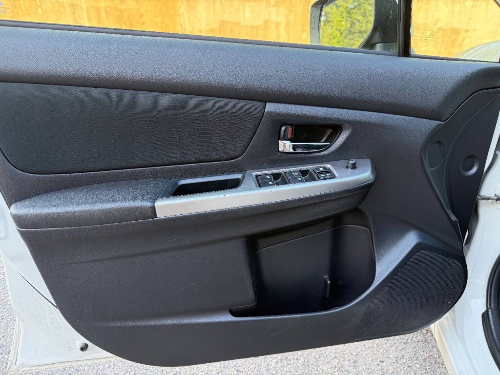2016 Subaru Impreza Image 7