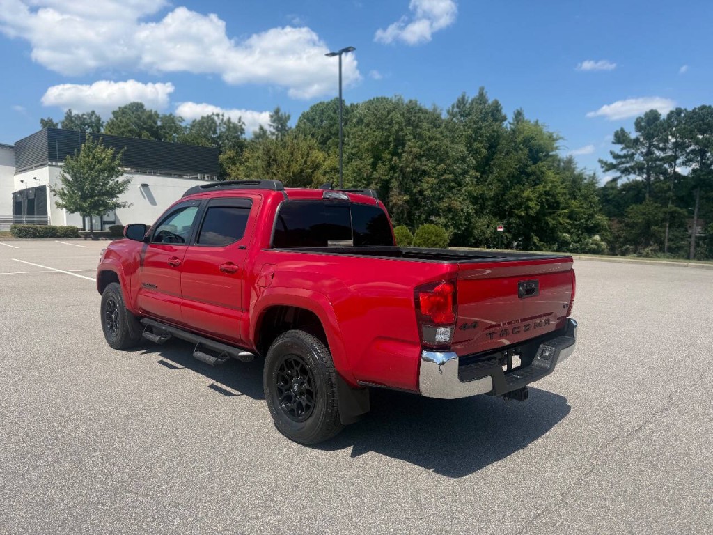 2022 Toyota Tacoma Image 4