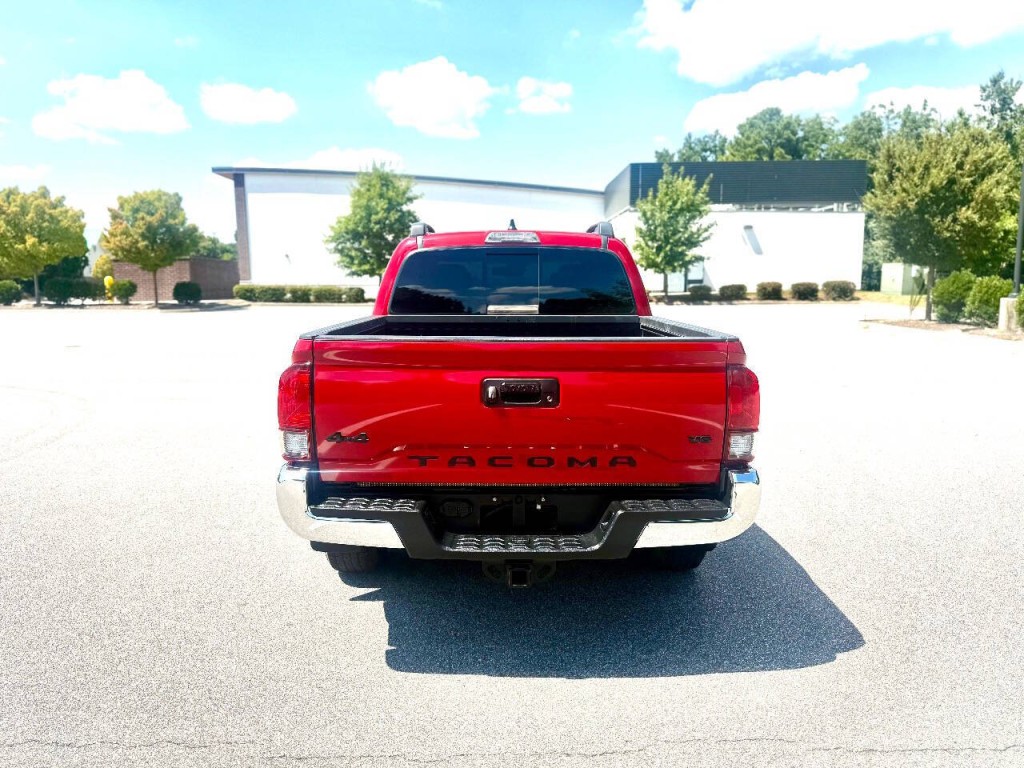 2022 Toyota Tacoma Image 6