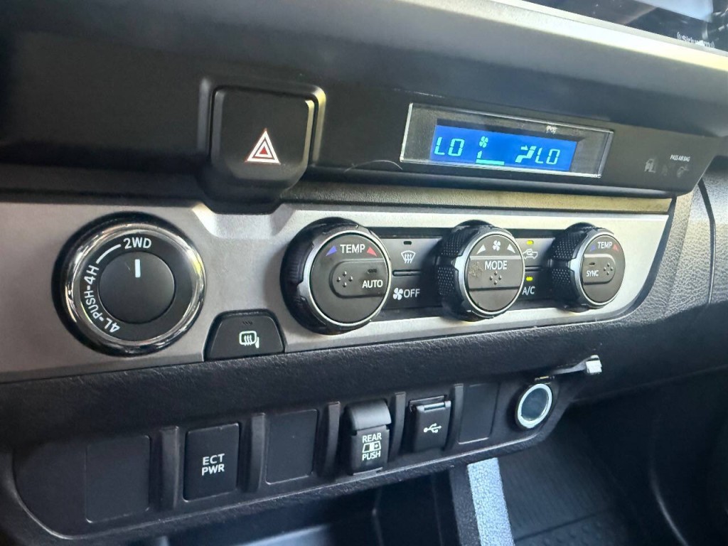 2022 Toyota Tacoma Image 17