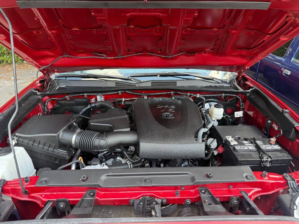 2022 Toyota Tacoma Image 24