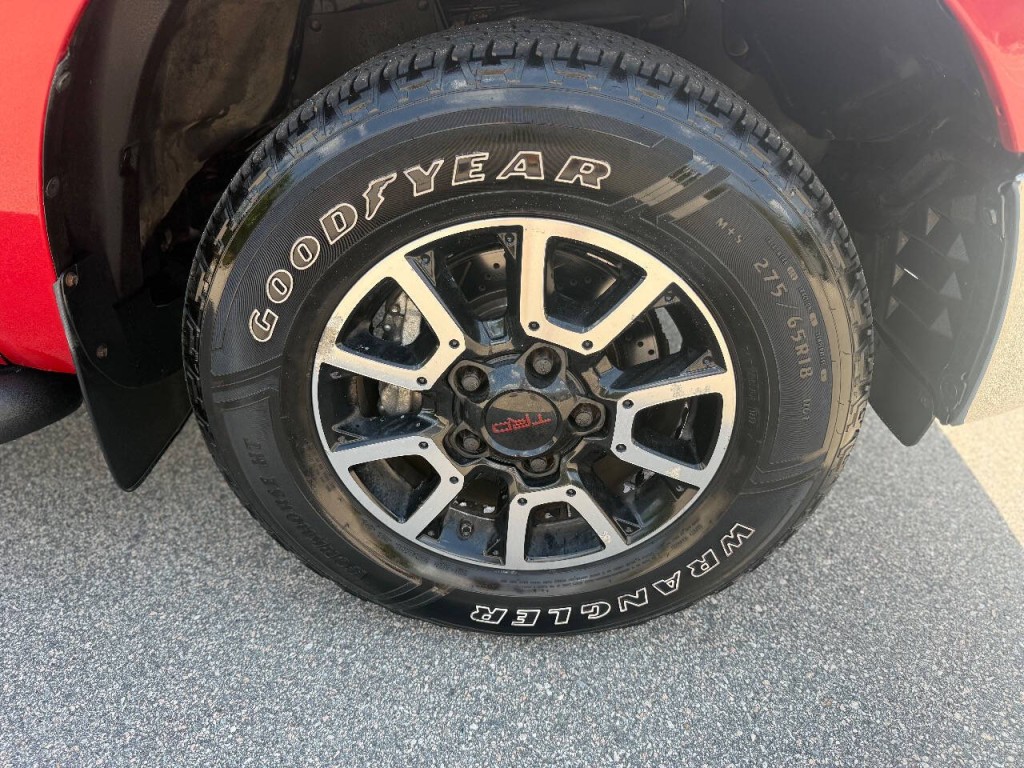 2012 Toyota Tundra Image 16
