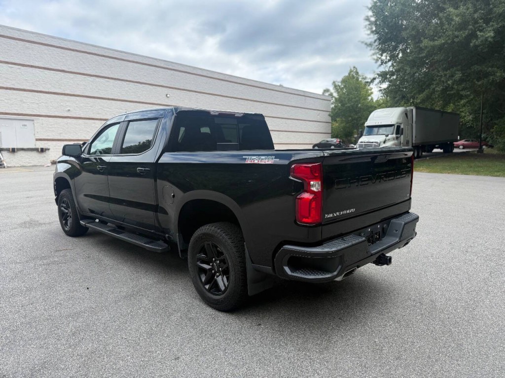 2019 Chevrolet Silverado 1500 Image 3