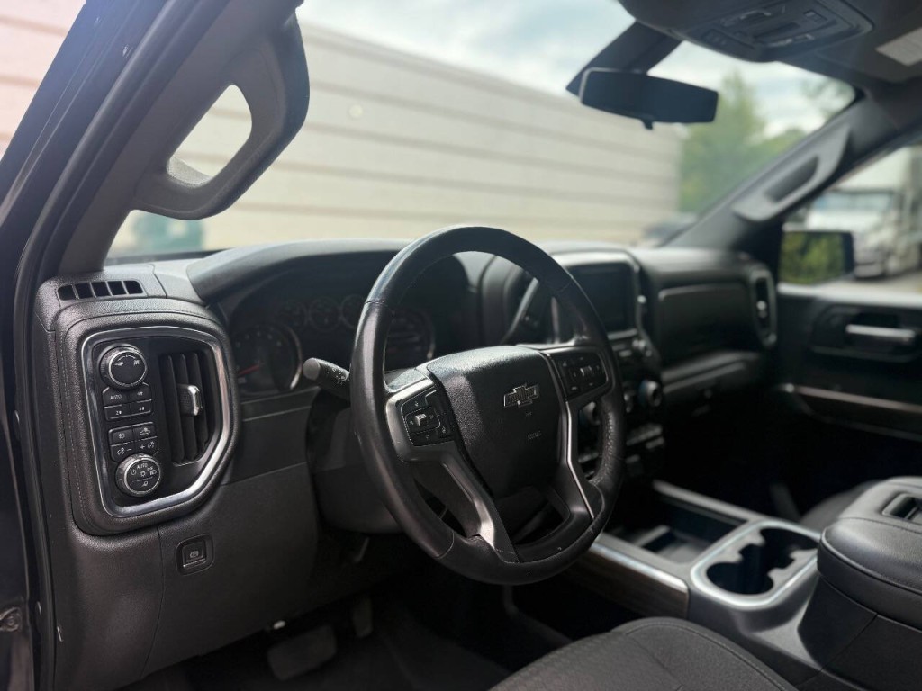 2019 Chevrolet Silverado 1500 Image 11