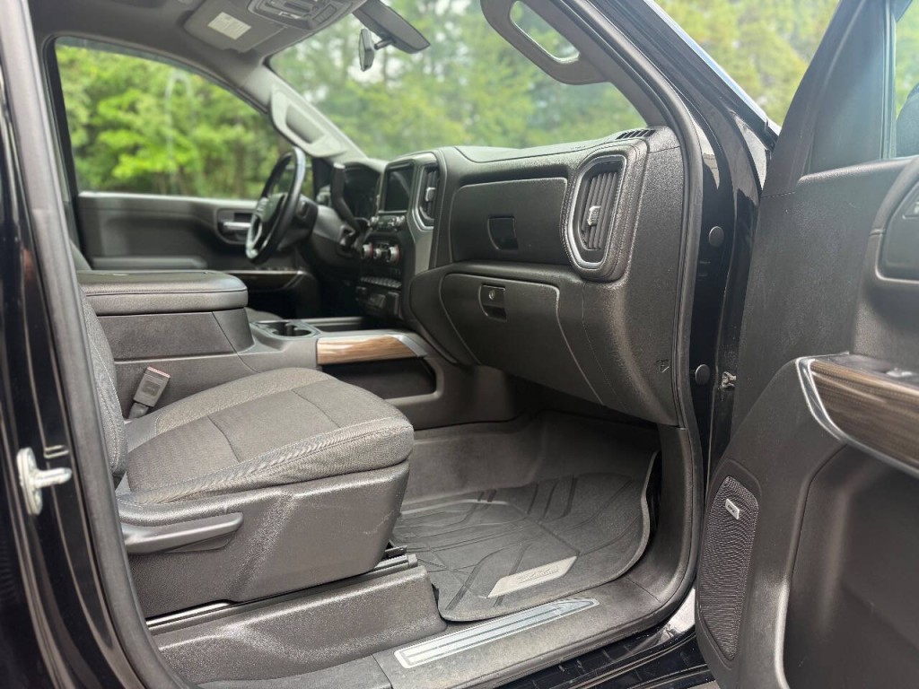 2019 Chevrolet Silverado 1500 Image 12