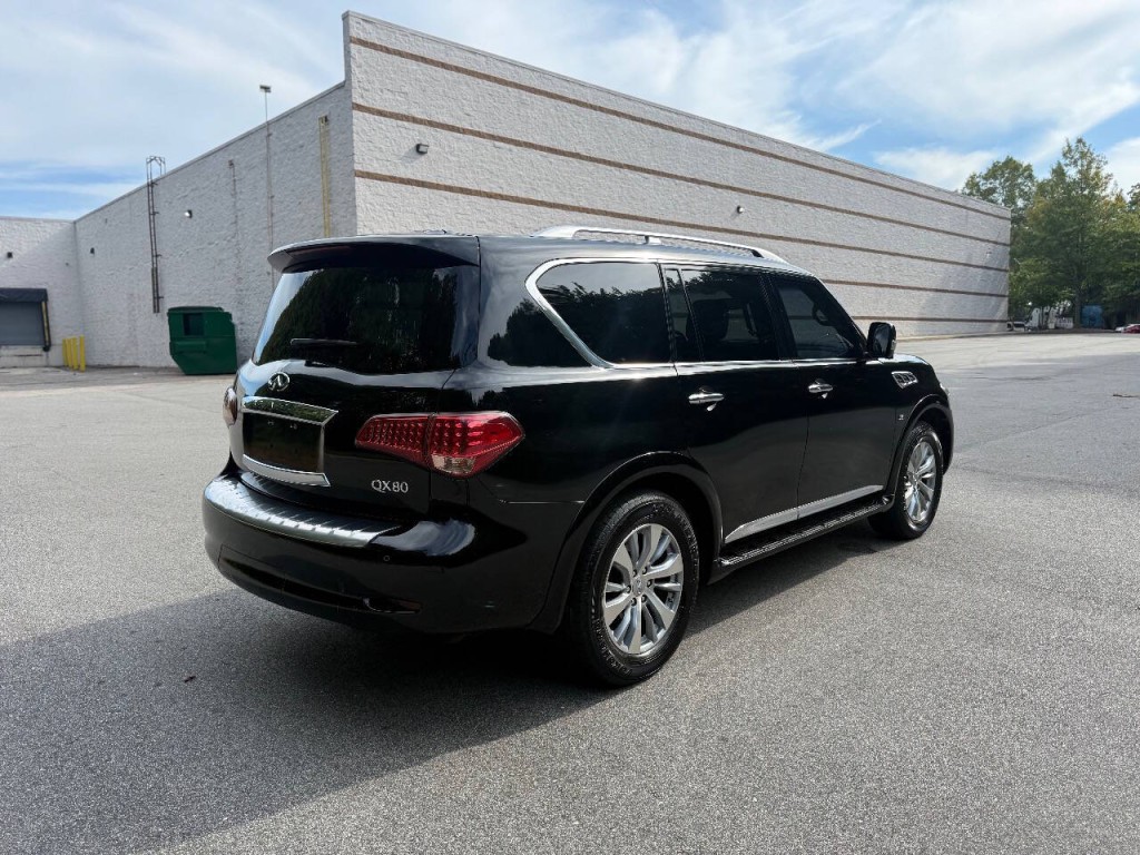 2016 INFINITI QX80 Image 6