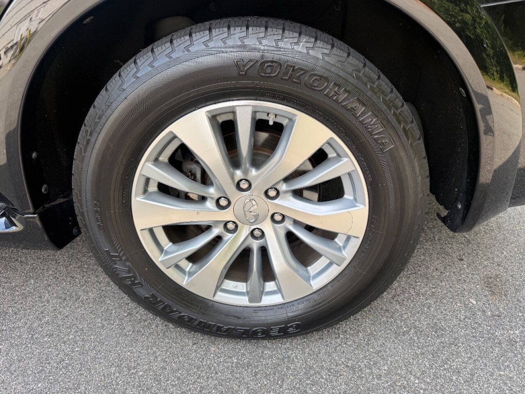 2016 INFINITI QX80 Image 25