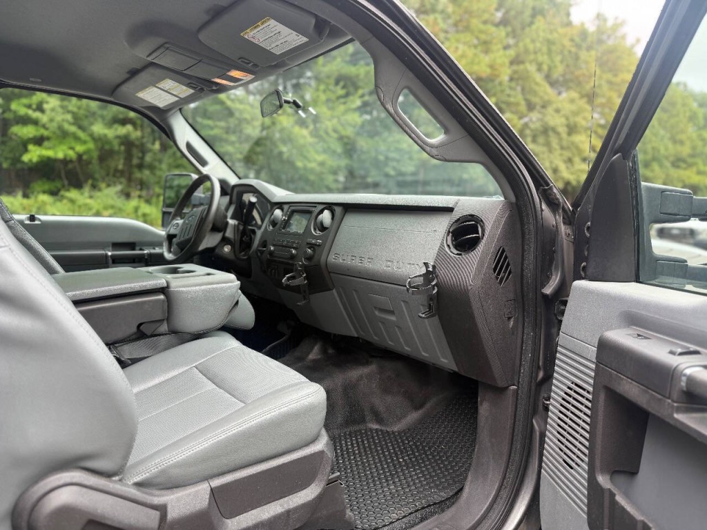 2013 Ford F-250 Image 9