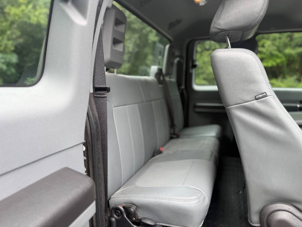 2013 Ford F-250 Image 13