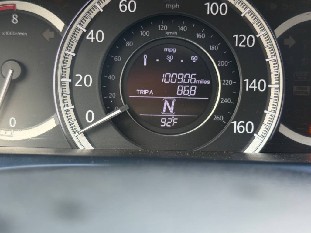 2015 Honda Accord Image 17