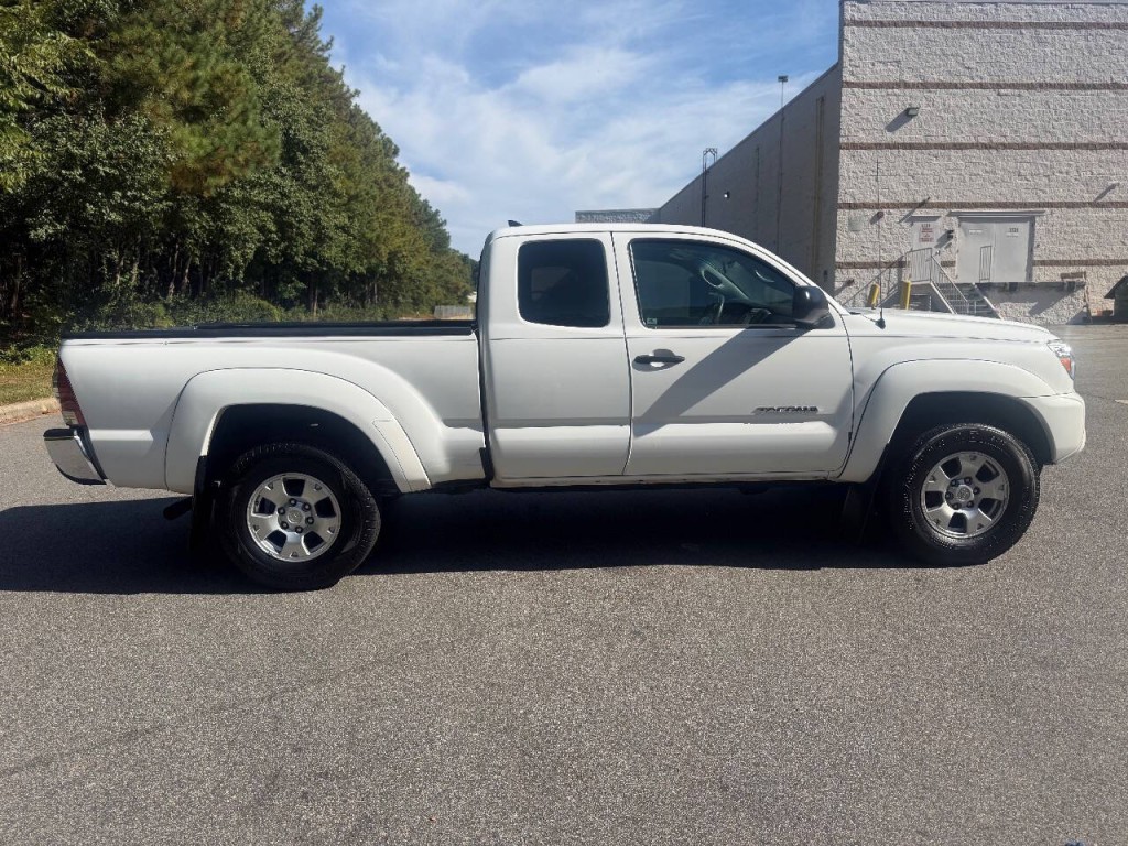 2014 Toyota Tacoma Image 5