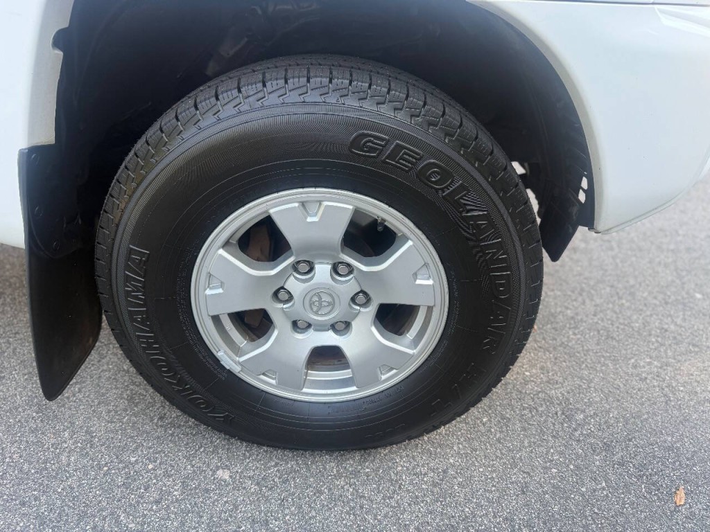 2014 Toyota Tacoma Image 20