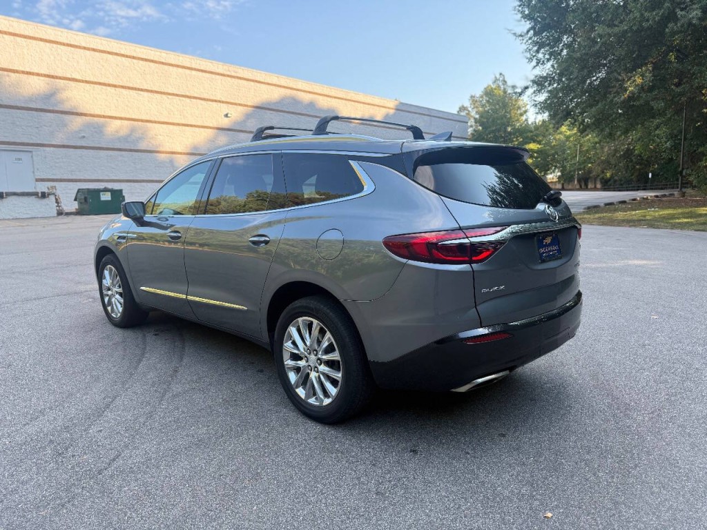 2018 Buick Enclave Image 5