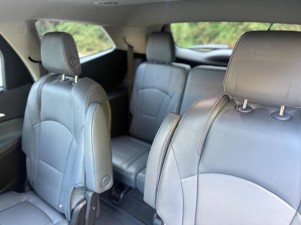 2018 Buick Enclave Image 15
