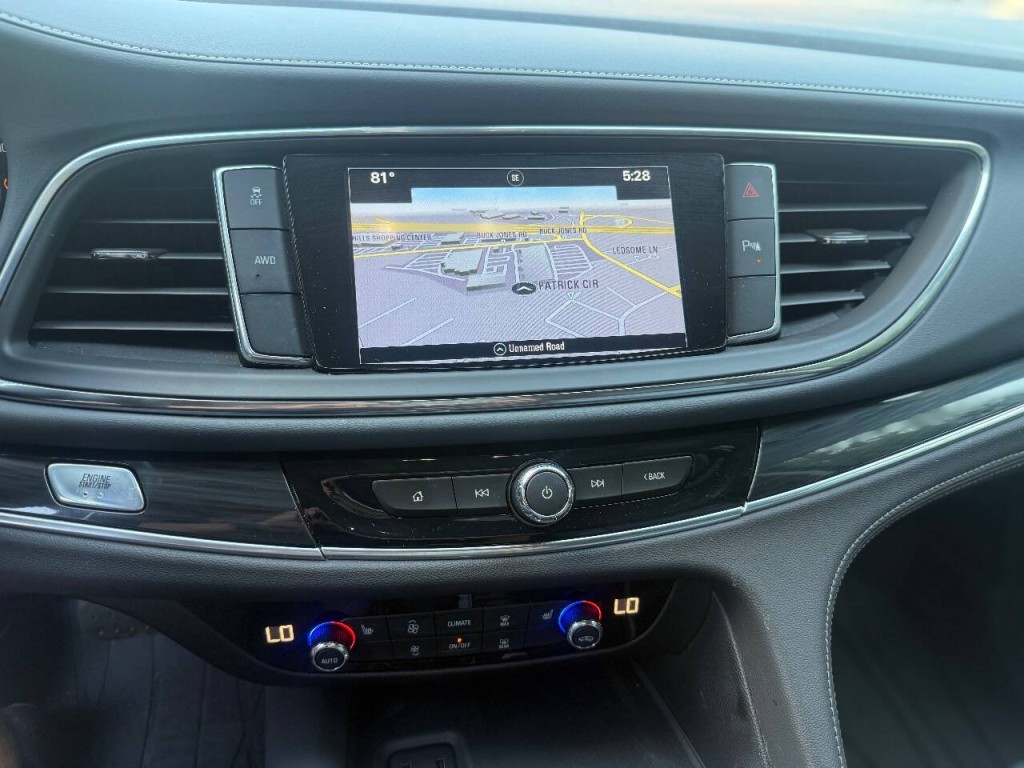 2018 Buick Enclave Image 19