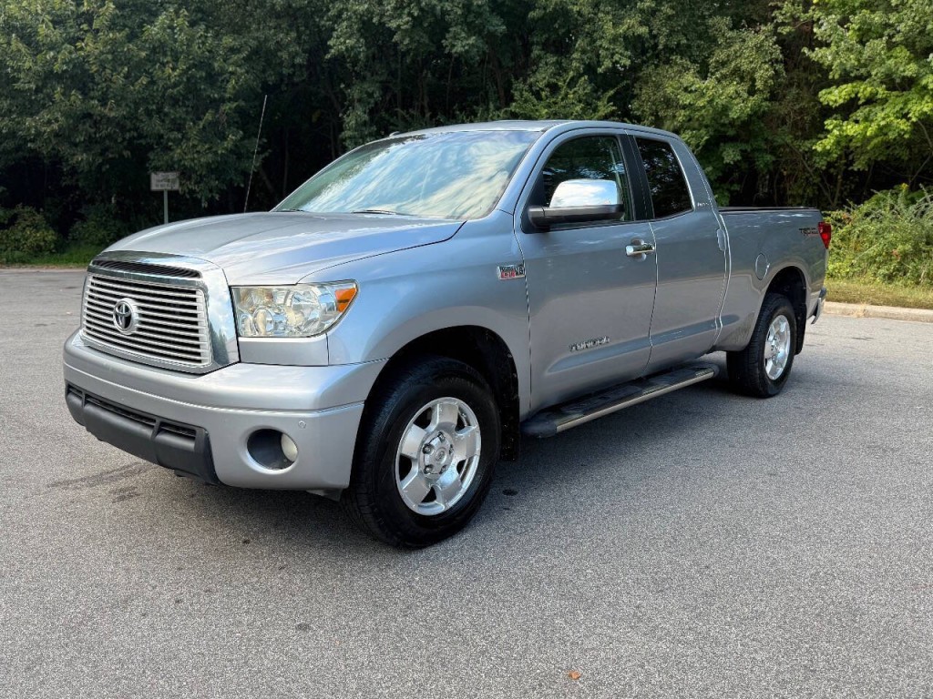 2013 Toyota Tundra Image 1