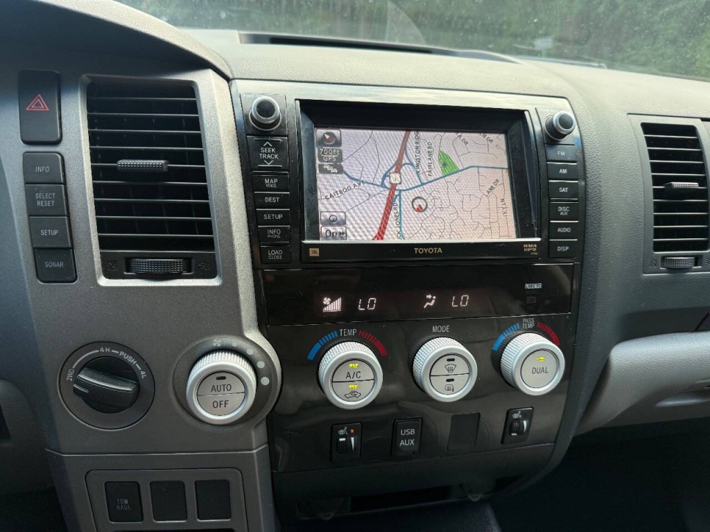 2013 Toyota Tundra Image 15