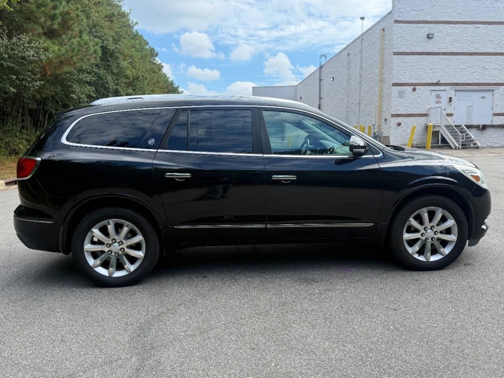 2016 Buick Enclave Image 6
