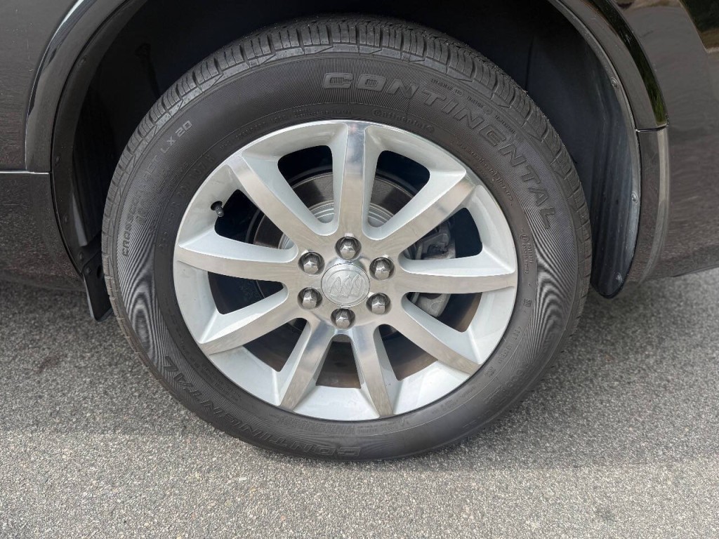 2016 Buick Enclave Image 23