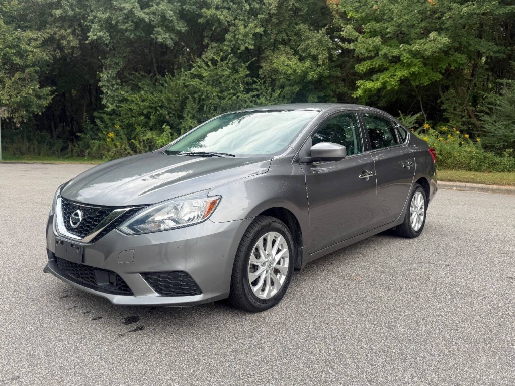 2019 Nissan Sentra Image 1