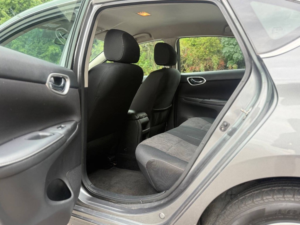 2019 Nissan Sentra Image 12