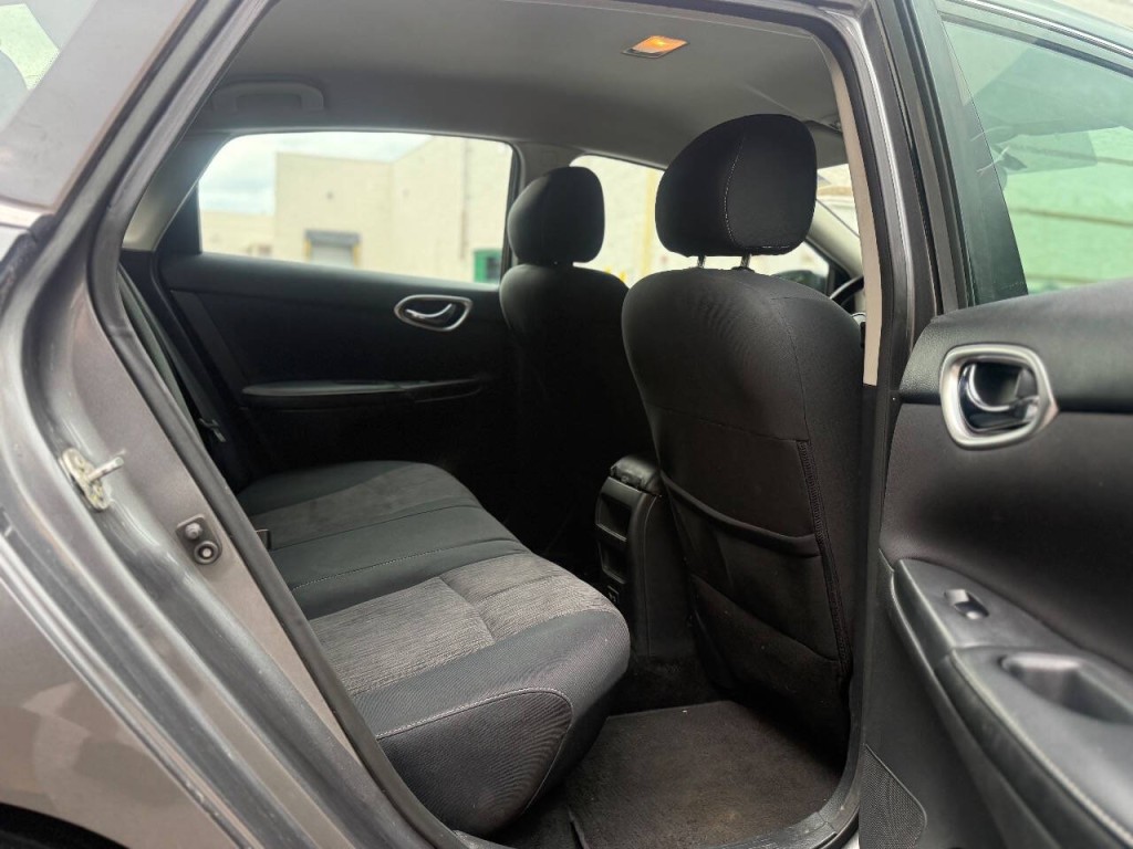2019 Nissan Sentra Image 13