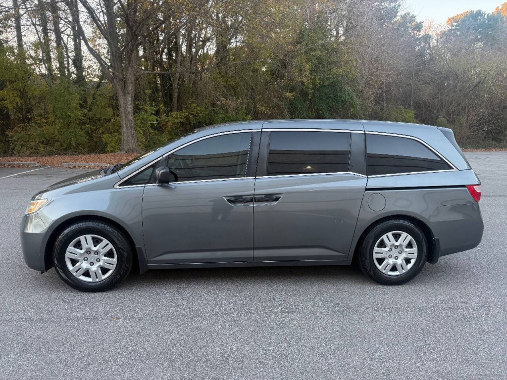 2011 Honda Odyssey Image 5