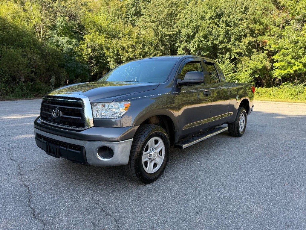 2011 Toyota Tundra Image 1